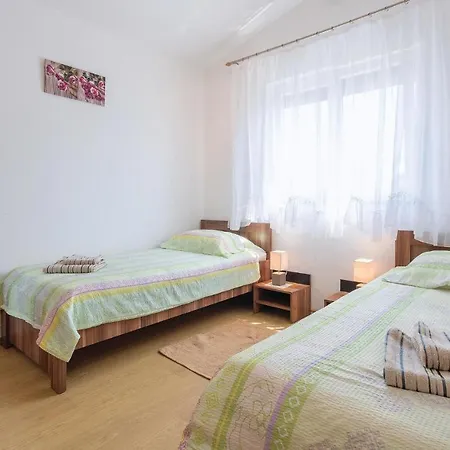 Holiday home Amazing Home In Fazana With Kitchen *