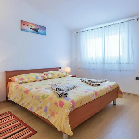 Amazing Home In Fazana With Kitchen Fazana