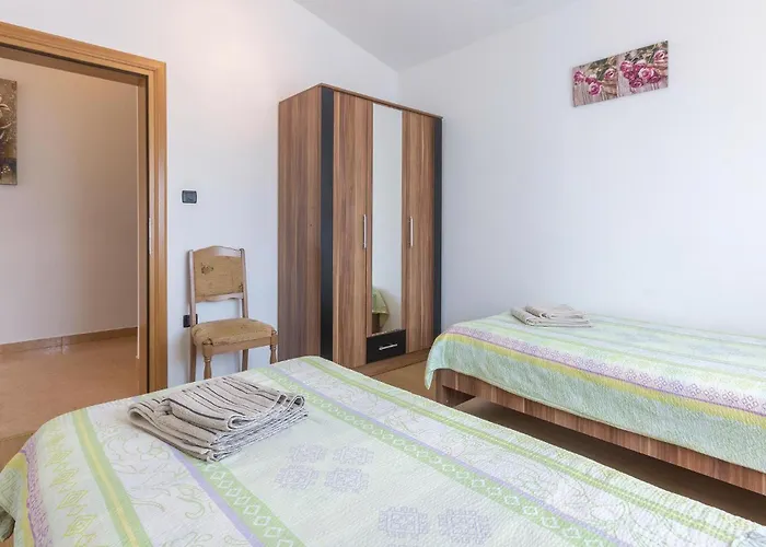 Pineta,ogranak Iii Iii * Fažana